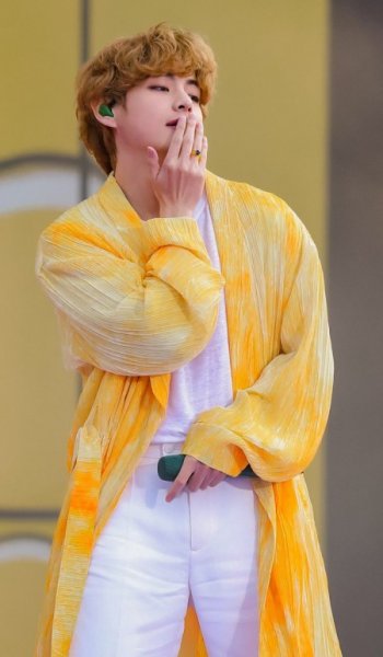  عکس تهیونگ و جونگ کوک