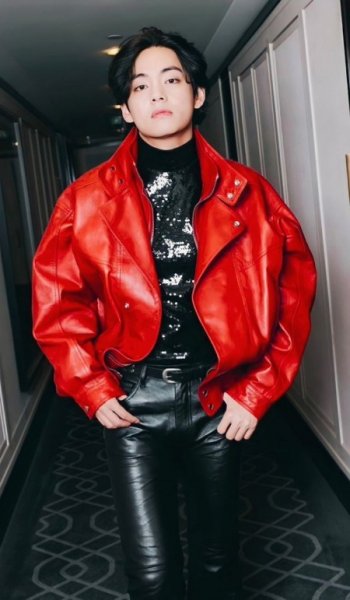  عکس تهیونگ و جونگ کوک