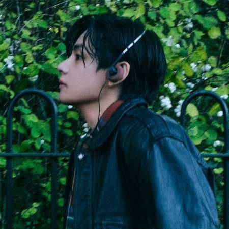  عکس تهیونگ و خواهرش