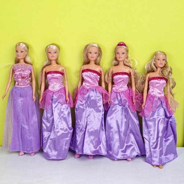  عکس عروسک دخترانه اسباب بازی