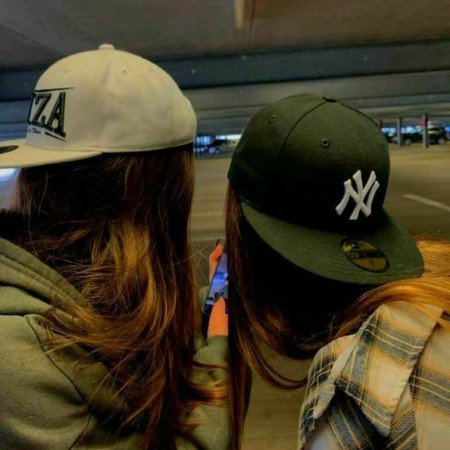 عکس رفیق دخترونه لاکچری