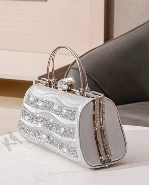  عکس شیک ترین کیف مجلسی زنانه
