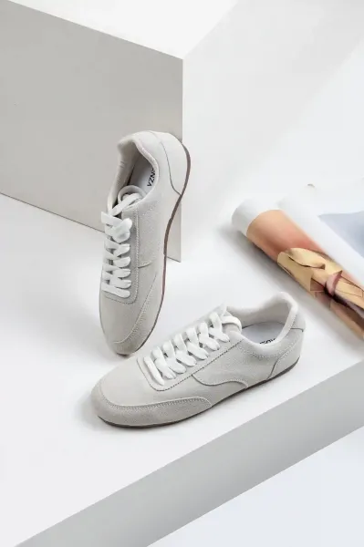  عکس کفش اسپرت دخترانه برای مدرسه