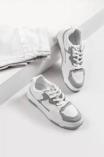  عکس کفش اسپرت دخترانه برای مدرسه