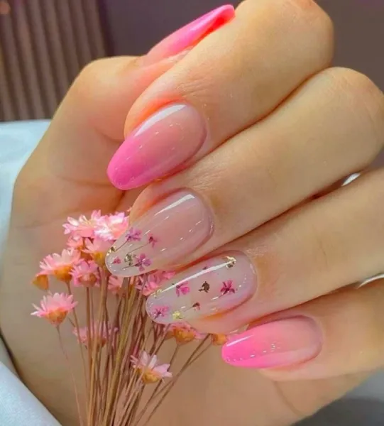 رنگ لاک ناخن لاکچری