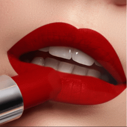  رنگ رژ لب سال ۱۴۰۴