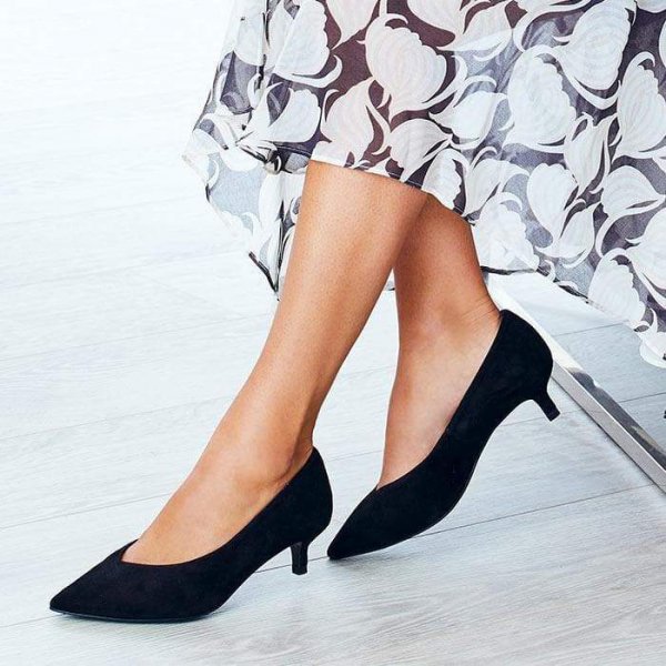  عکس لباس های ترند سال ۱۴۰۴