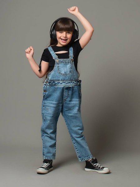  عکس لباس ترند سال ۱۴۰۴ بچه گانه