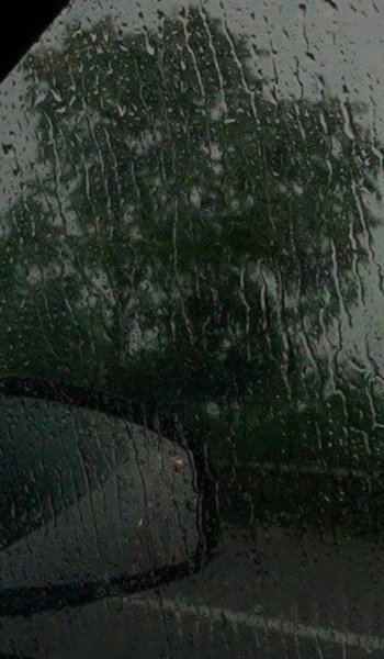  عکس باران غمگین