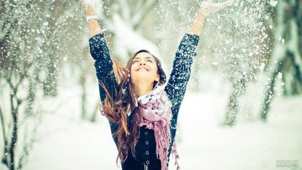  عکس پروفایل بارانی شاد