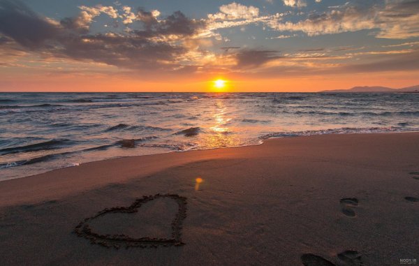  عکس طلوع افتاب کنار دریا