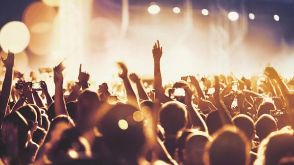  عکس ساحل کیش در شب