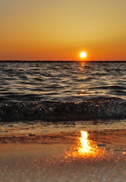  عکس طلوع خورشید روی دریا
