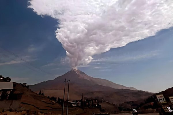  عکس کوه دماوند واقعی