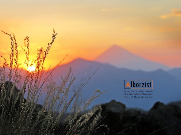  عکس کوه دماوند در شب