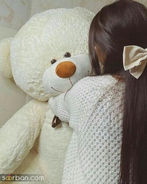  عکس دختر از پشت سر کنار دریا