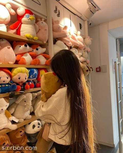  عکس دختر از پشت سر کنار دریا