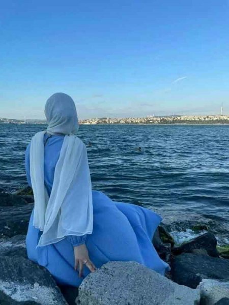  عکس دختر از پشت سر با حجاب