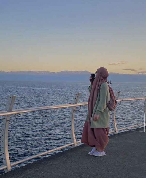  عکس دختر از پشت سر با حجاب