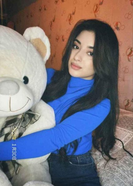  عکس دختر ایرانی ساده تو خونه