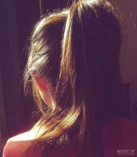  عکس دختر از پشت سر با موهای باز مشکی