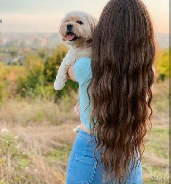  عکس دختر از پشت سر با موهای باز مشکی