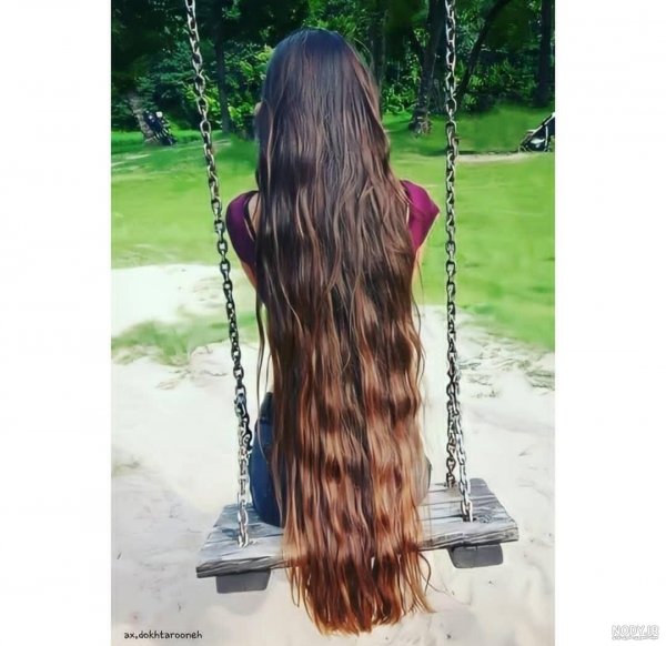  عکس دختر از پشت سر با موهای باز مشکی