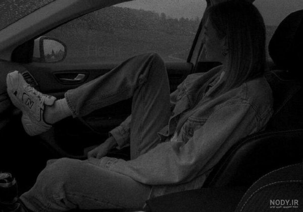  عکس دختر سیاه سفید بدون چهره