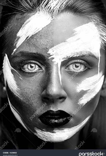  عکس دختر سیاه سفید بدون چهره