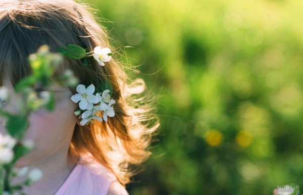  عکس دختر در طبیعت بهاری