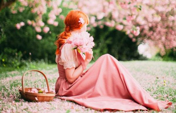 عکس دختر در طبیعت بهاری