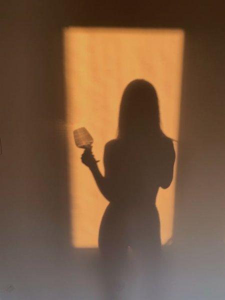 50 عکس سایه دختر در تاریکی