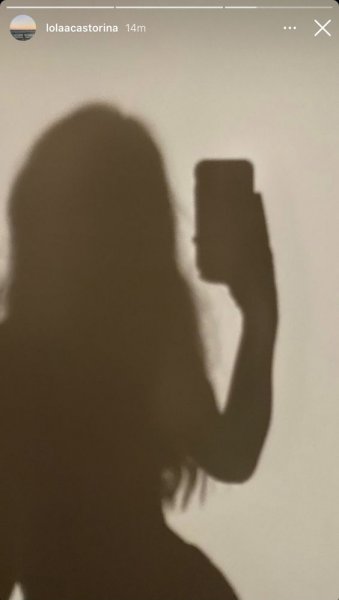  50 عکس سایه دختر در تاریکی