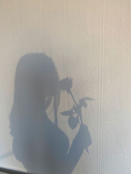  50 عکس سایه دختر در تاریکی