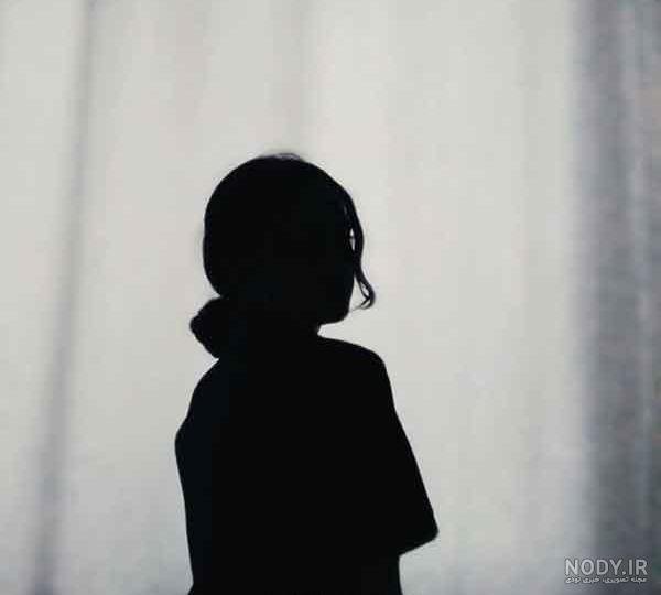  عکس سایه دختر روی زمین