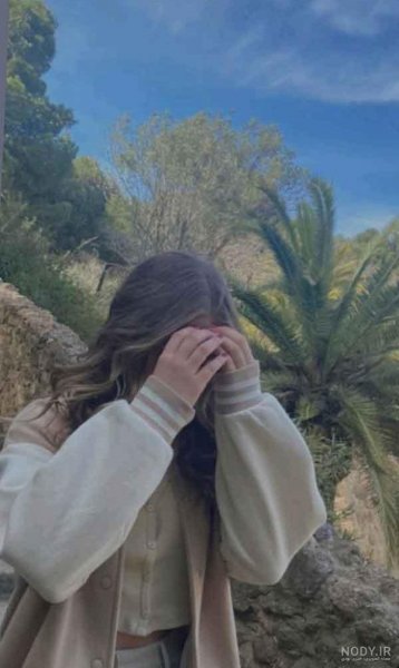  عکس سایه دختر روی زمین