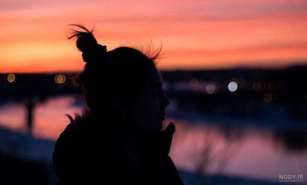  عکس سایه دختر روی زمین