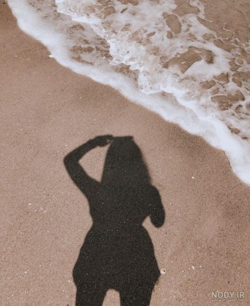  عکس سایه دختر روی زمین