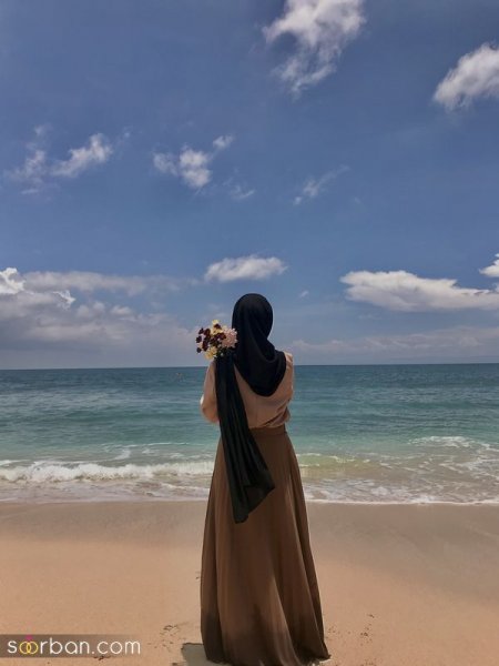  عکس دختر کنار دریا با مانتو