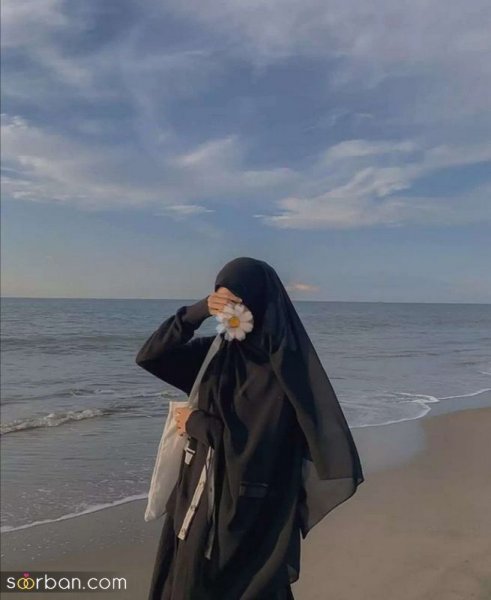  عکس دختر کنار دریا با مانتو