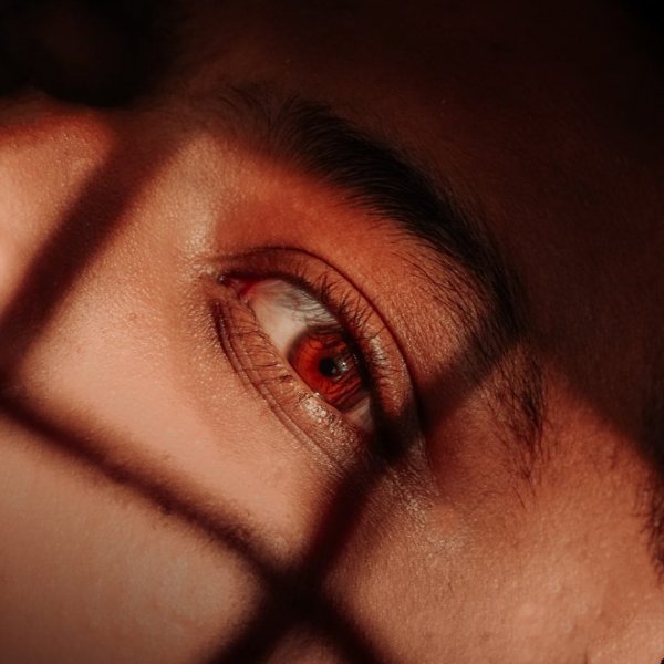  عکس دختر چشم آبی برای پروفایل