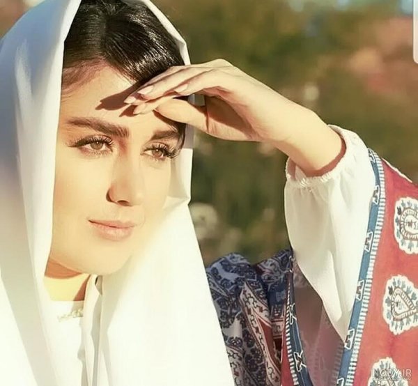  عکس دختر چشم آبی ایرانی با حجاب