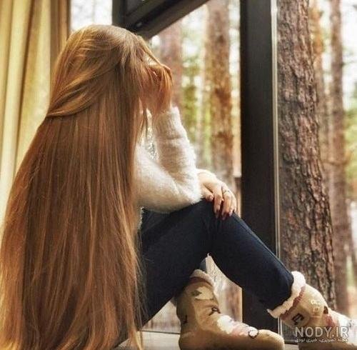  عکس دختر مو طلایی از پشت برای پروفایل