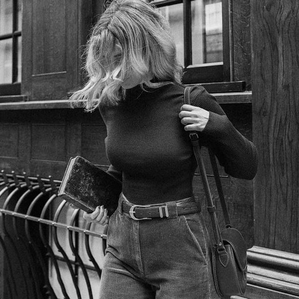  عکس سیاه سفید شاخ اینستا بدون چهره