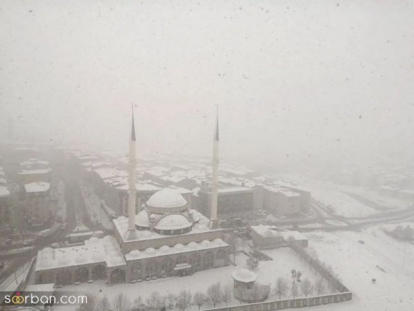  عکس کوه برفی در شب