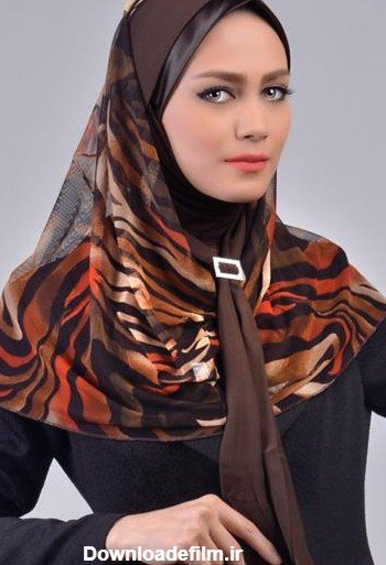  عکس دختر زشت با مقنعه