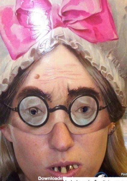  عکس دختر زشت با مقنعه