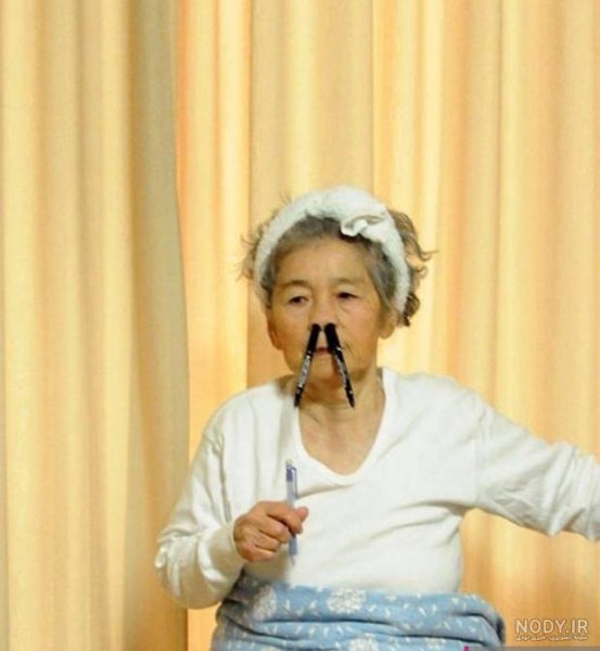  عکس خنده دار پیرزن
