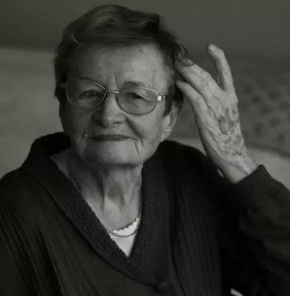  عکس پیرزن بامزه ایرانی