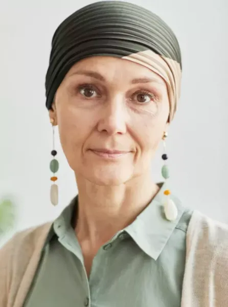  عکس پیرزن باکلاس ایرانی